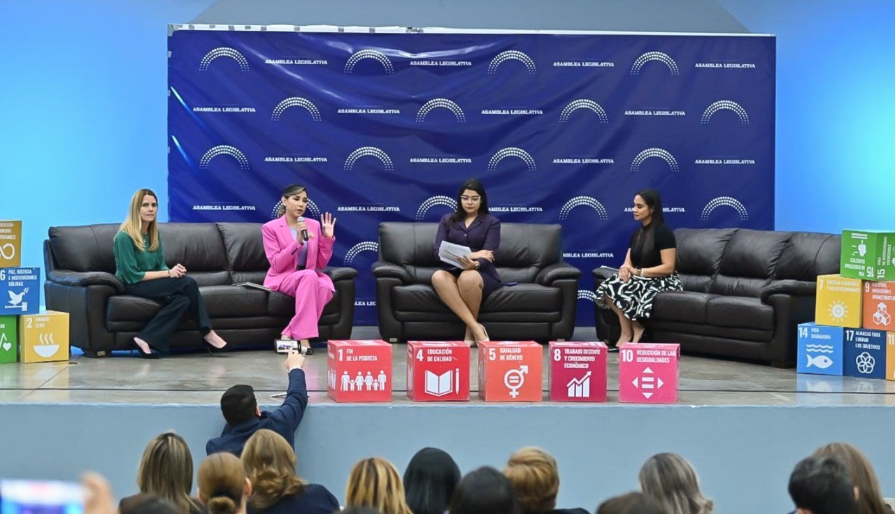 Desarrollan el Primer Foro de Inclusión Financiera para Mujeres desarrollan-el-primer-foro-de-inclusion-financiera-para-mujeres